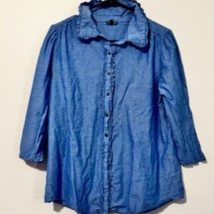 USED Woman's Hannah Long Sleeve Button Down Shirt Color Blue Size Medium